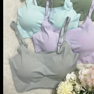 4-Piece Seamless Wireless Bra Set - Soft Pastel Colors